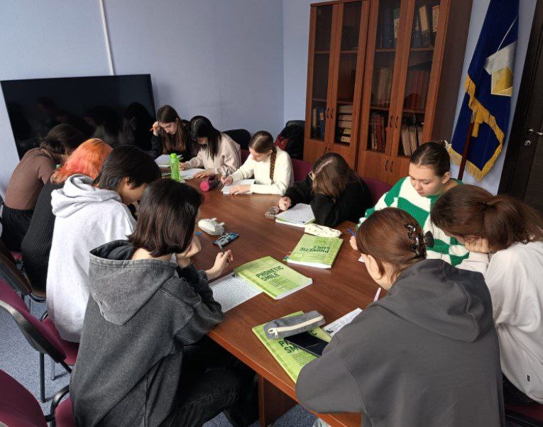 Студенты ГАУГН приняли участие во Всероссийском диктанте по иностранным языкам