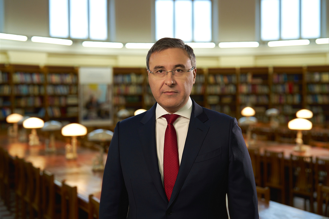 Валерий Фальков поздравил преподавателей с профессиональным праздником! Валерий Фальков поздравил преподавателей с профессиональным праздником!