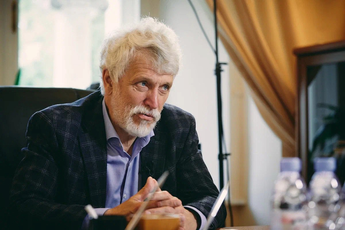 Поздравляем с 70-летним юбилеем Николая Андреевича Макарова!