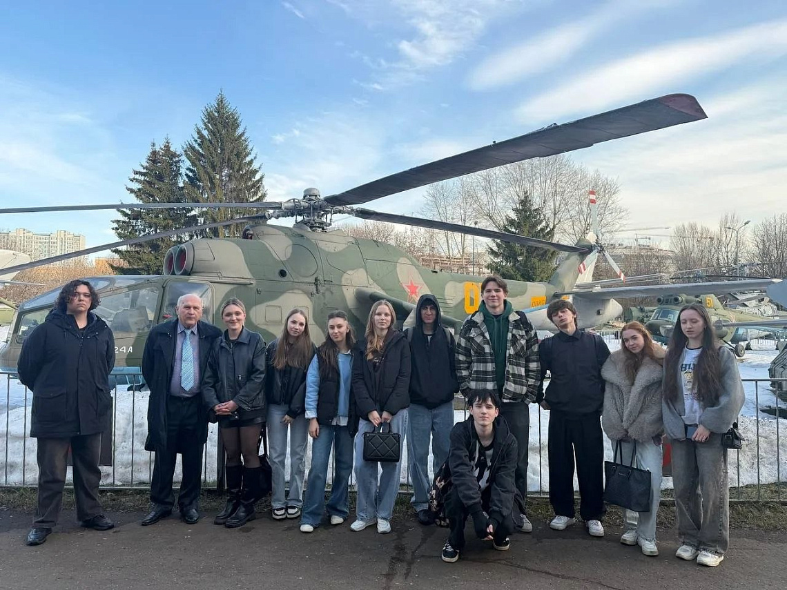 Студенты направления «Менеджмент» на экскурсии в Центральном музее ВС РФ