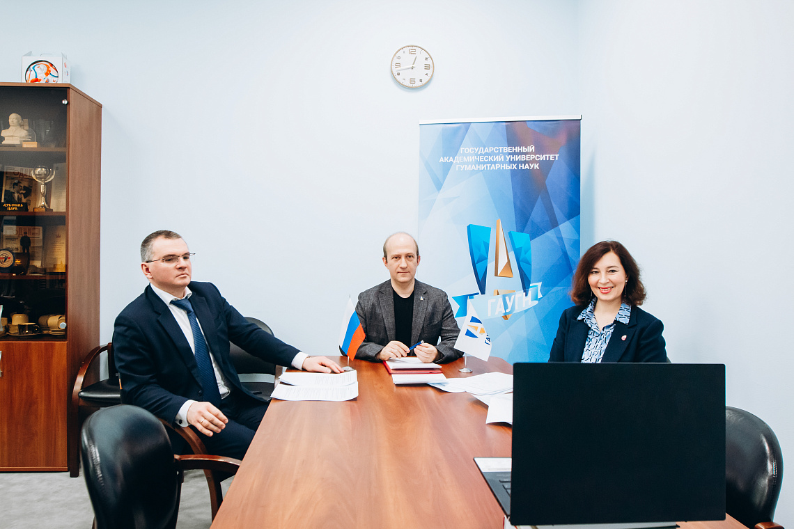 В Москве и Уагадугу подписано соглашение о создании Центра «Русское пространство»