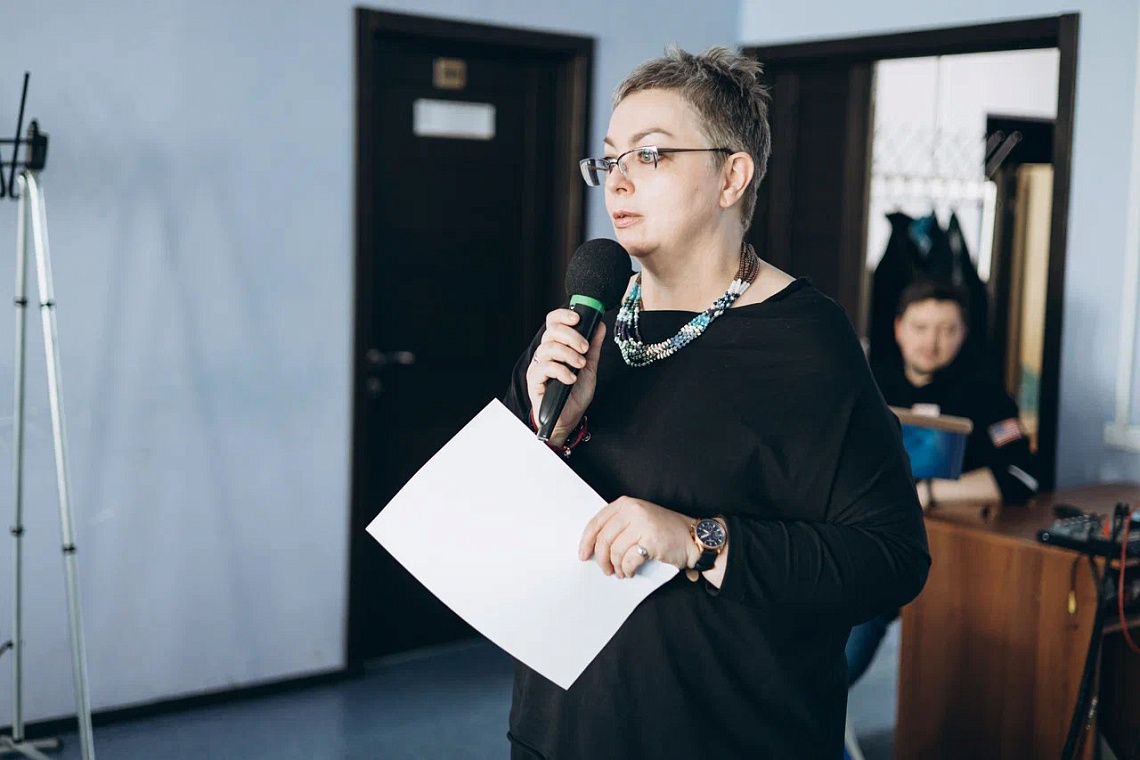 Декан Филологического факультета ГАУГН София Фурманова отмечает юбилей!